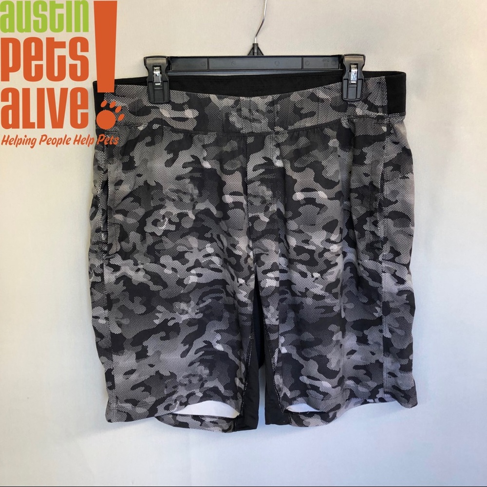Men’s Lululemon Camo Print Shorts